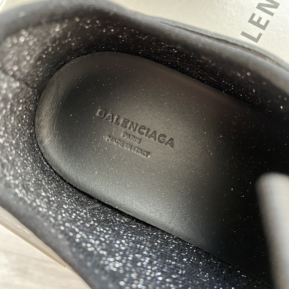 Balenciaga leather runner sneaker - Picture 5 of 7